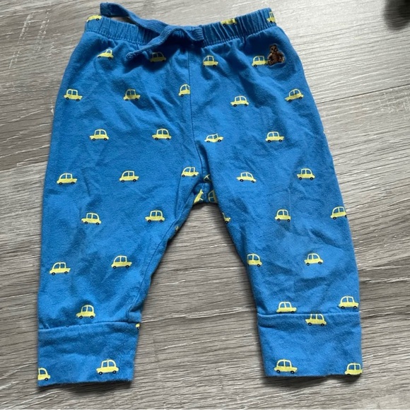 💜5 for 25💜Baby gap pants 6-12 months - Picture 3 of 3